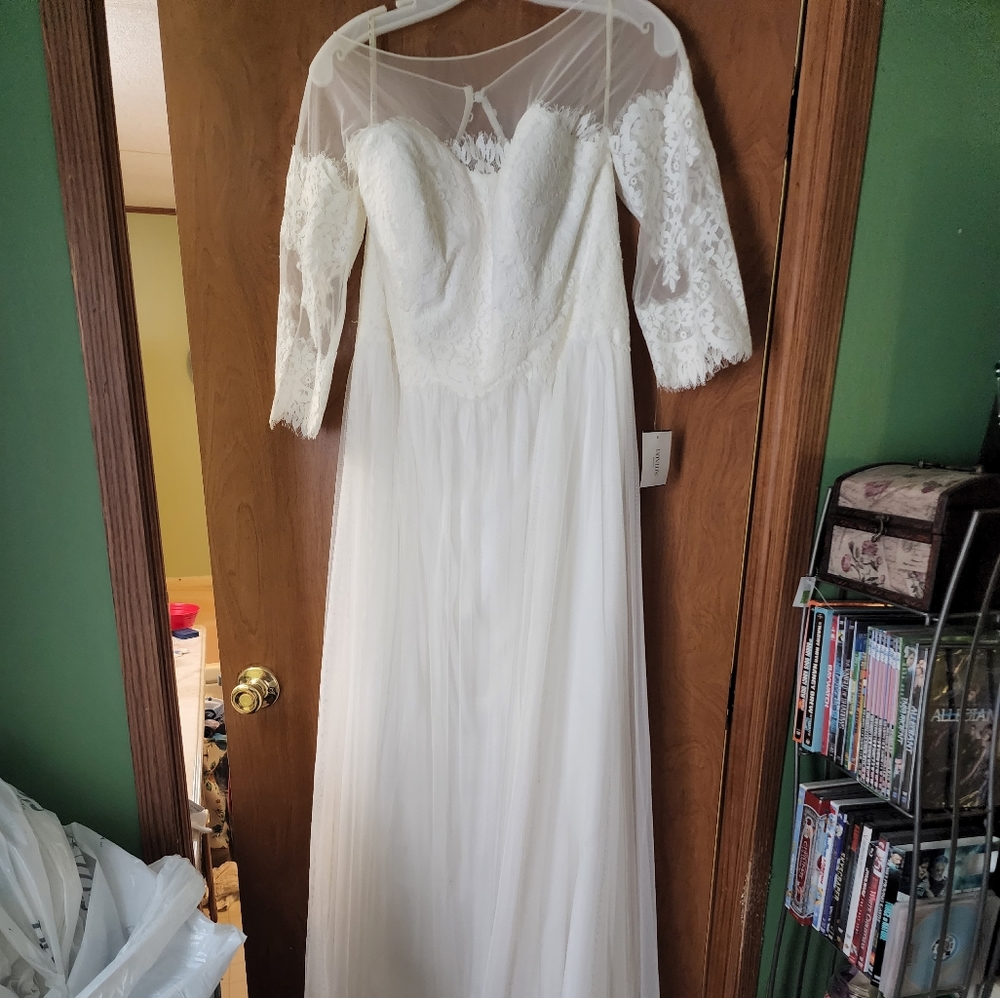 Wedding dress